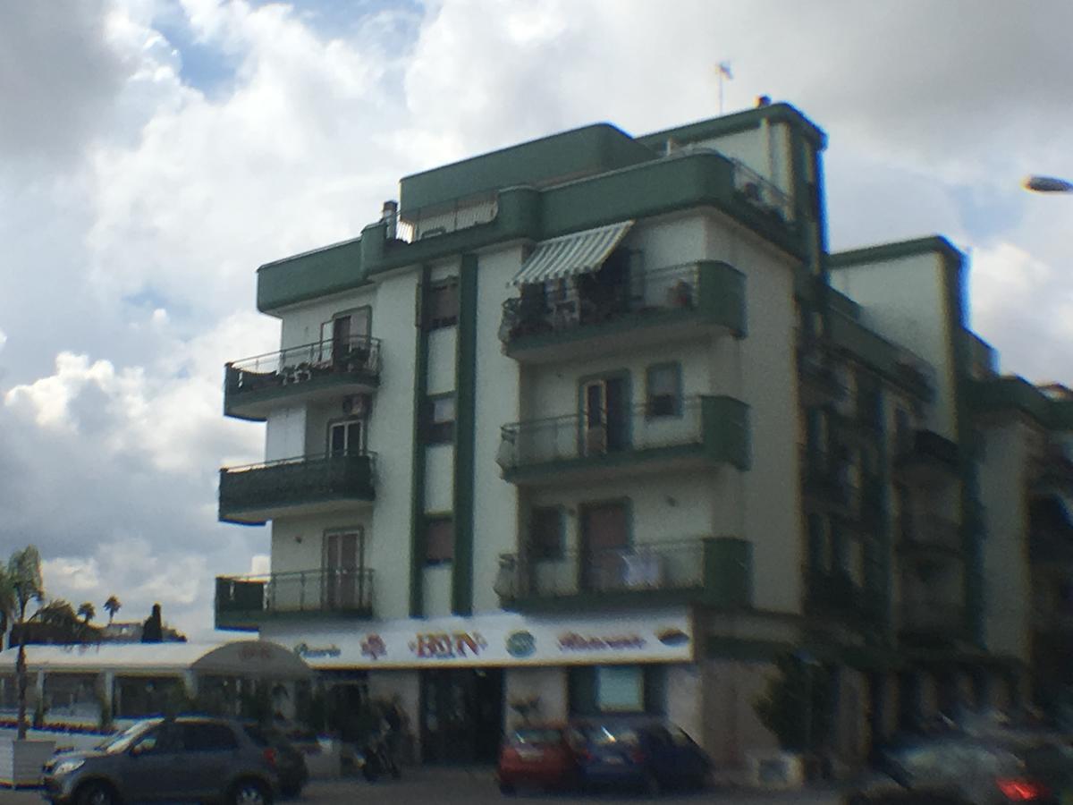 Levante Trani Exterior photo
